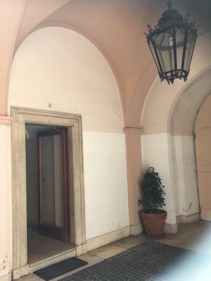 Montoro 15 Attic * Rome